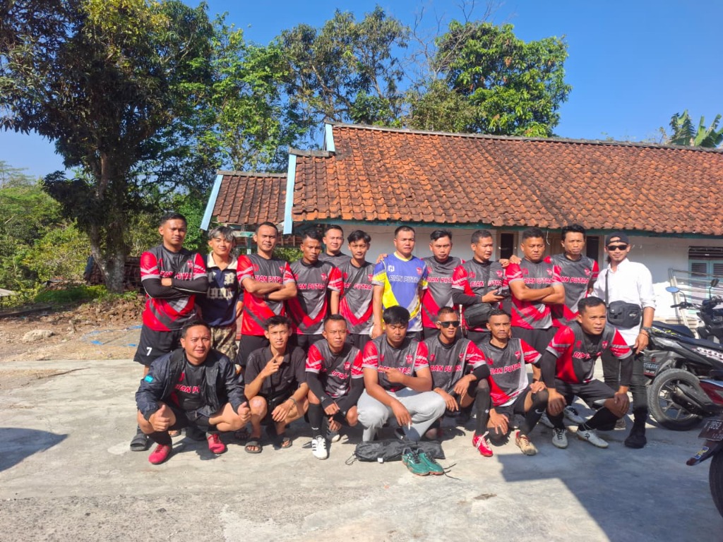 Foto Bersama Team Persada FC